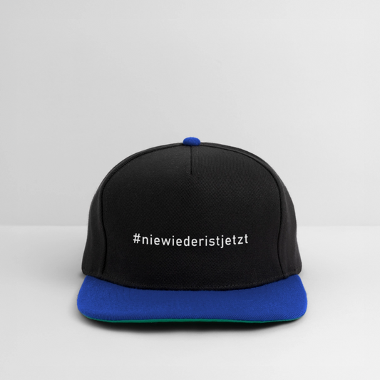 Basecap „Nie wieder ist jetzt“ mit geradem Schirm im Old School Style - Schwarz/Königsblau
