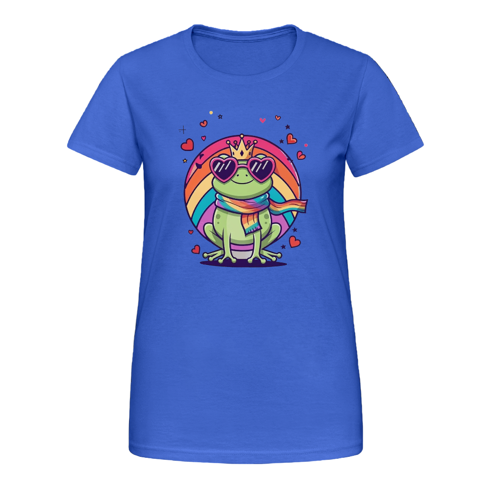 Damen T-Shirt mit farbenfrohem Frontprint: Ein grüner Cartoon-Frosch mit Krone, Regenbogenschal und herzförmiger Sonnenbrille sitzt in einem bunten Regenbogenkreis. Umgeben von pinken Herzchen strahlt das Design Lebensfreude, Vielfalt und queere Symbolik aus. - Königsblau