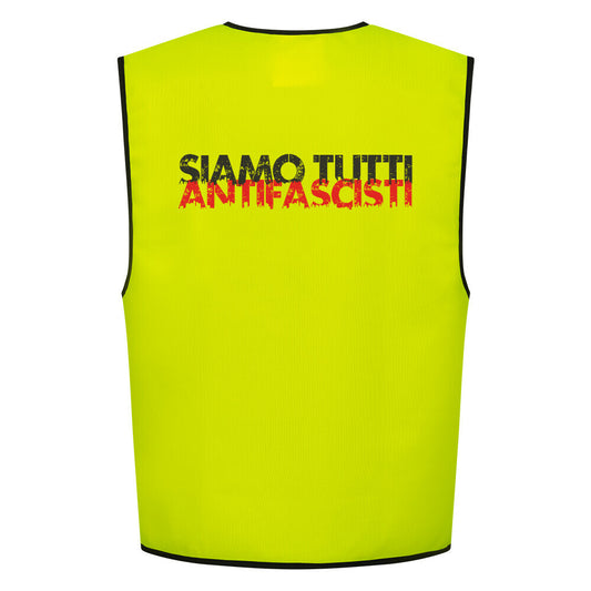Warnweste mit Statement-Print – sichtbar gegen Rechts