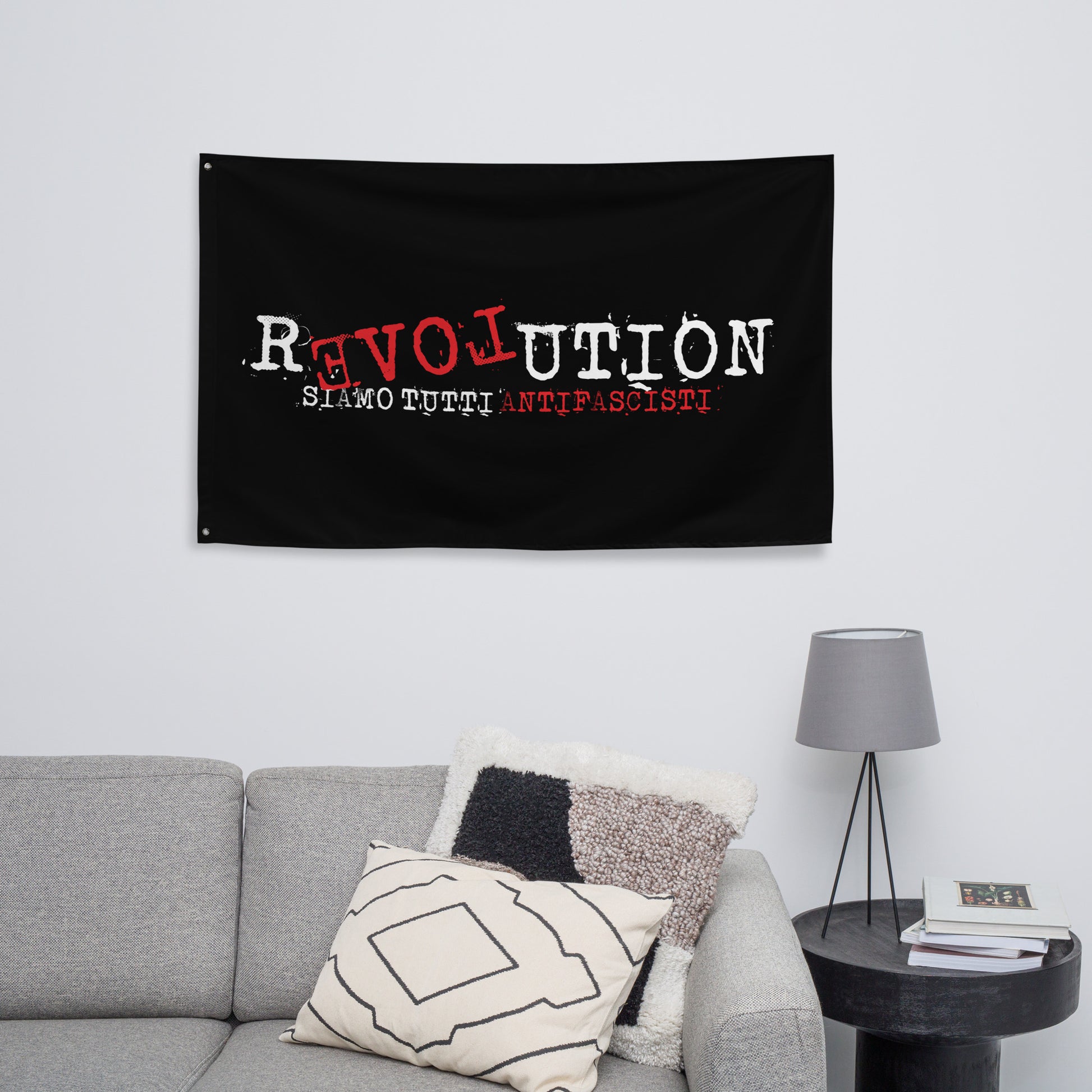 „Statement‑Flagge Revolution Love Design“