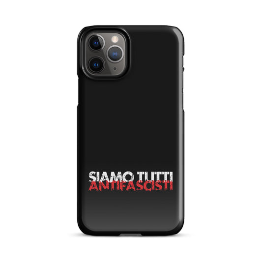 „iPhone‑Hülle mit dezentem ‚SIAMO TUTTI ANTIFASCISTI‘‑Print in Weiß und Rot am unteren Rand 