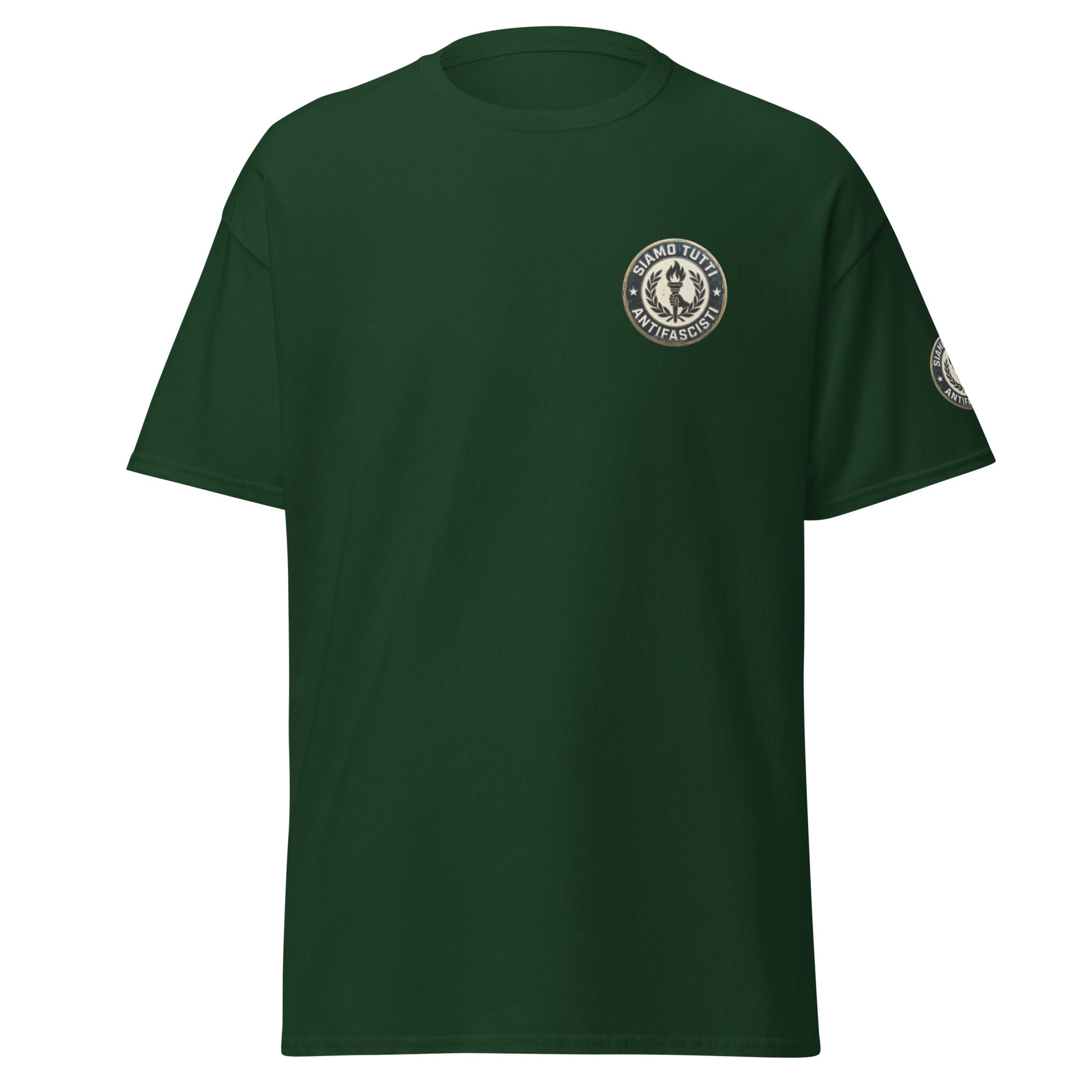 Olivgrünes Unisex T‑Shirt mit rundem Emblem aus Fackel und Lorbeerkranz und dem Schriftzug „Siamo Tutti Antifascisti“.