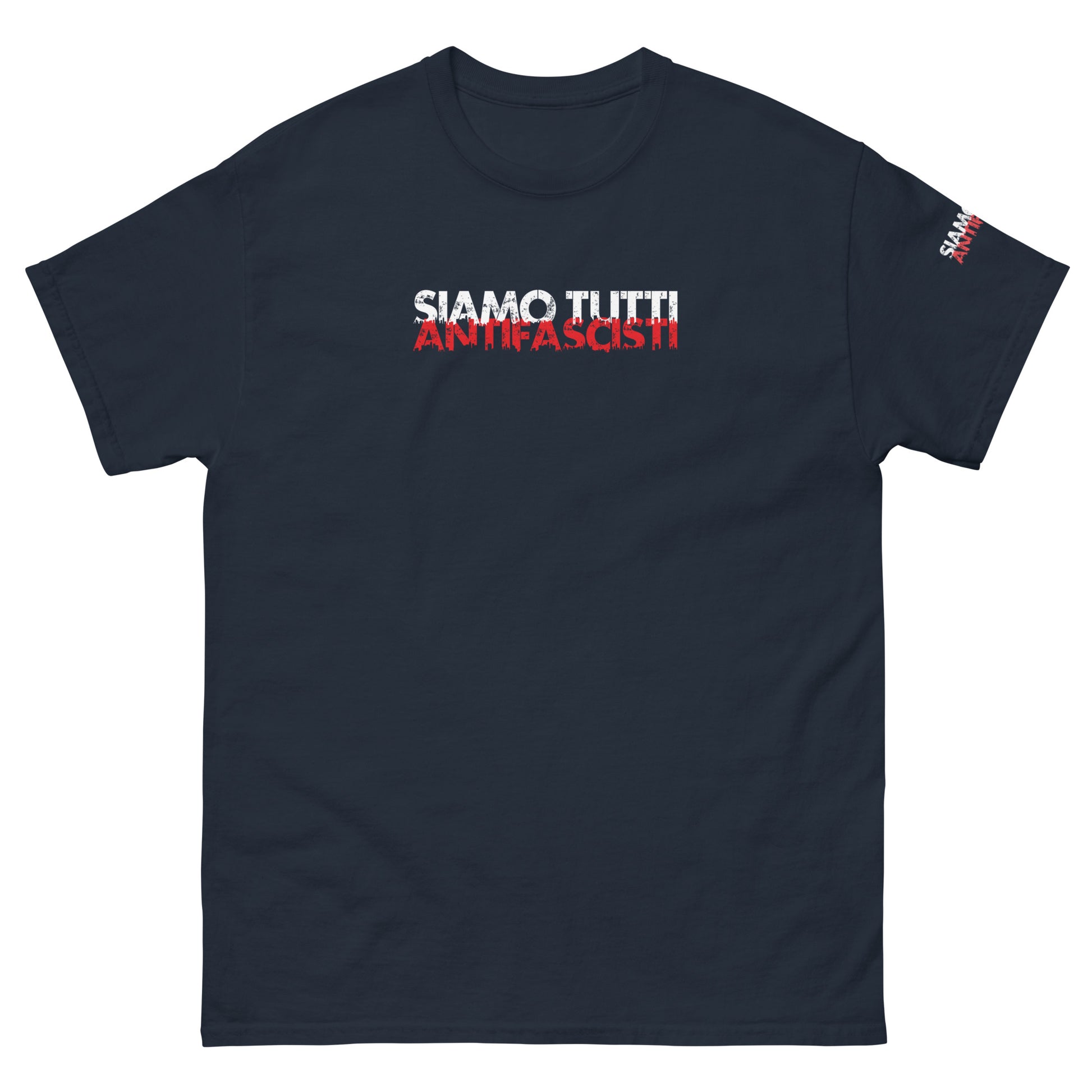   
Navyblaues Unisex T-Shirt mit dem Statement „SIAMO TUTTI ANTIFASCISTI“ in weiß-roter, distressed Schrift auf der Vorderseite und dem linken Ärmel.